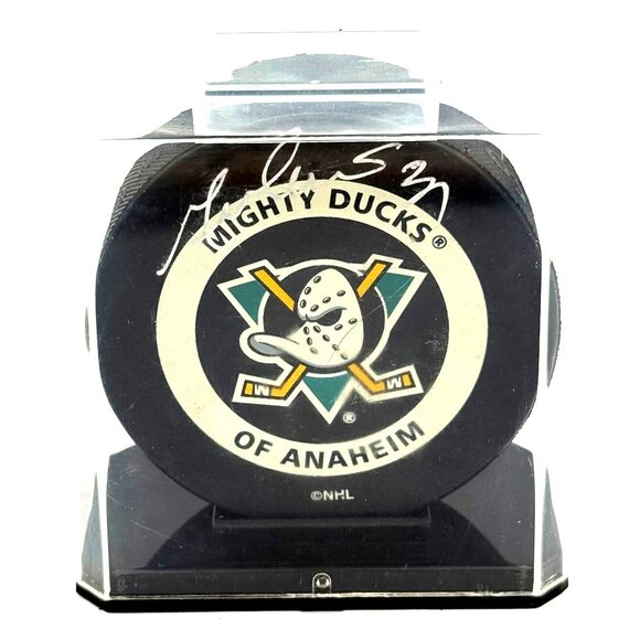 Signed Vitaly Vishnevski Anaheim Mighty Ducks Official Hockey Puck in Silver Ink - Picture 1 of 6